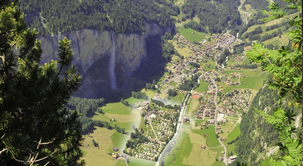 Camping Jungfrau Lauterbrunnen Extérieur photo